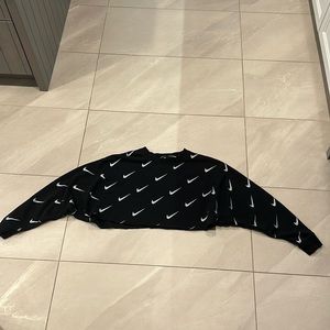 Nike cropped sweatshirt